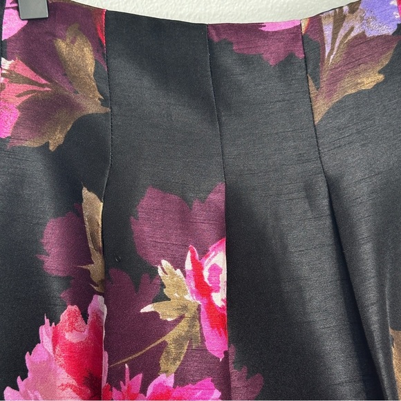 Floral Spring/Summer Skirt Sz Small by Db Est. A Line Black/Pink Feminine - Picture 4 of 8